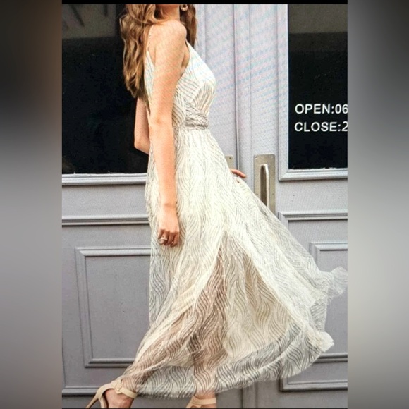 Simplee Festival Whisper Black White Tulle Maxi w Twist Bodice & Plunging Back - Picture 5 of 7